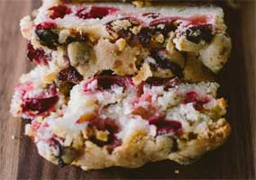 cranberry-pecan-cake